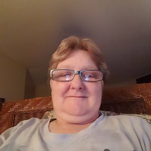 Meet your Posher, Edith